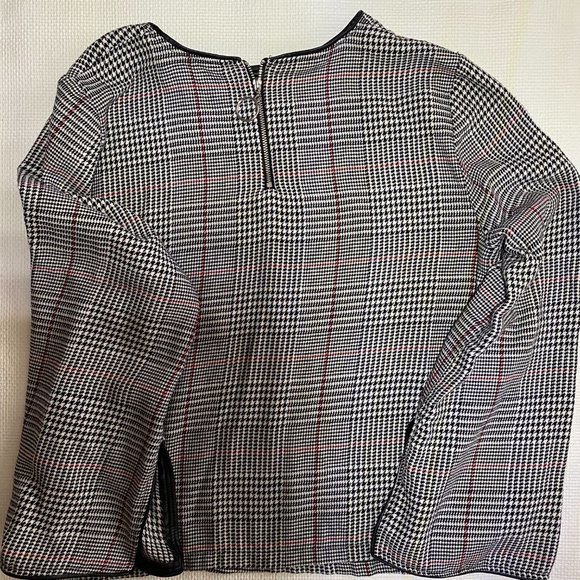 Zara Basic Collection Long Sleeve Blouse - Picture 2 of 2